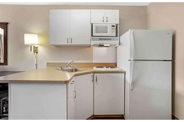 Foto van 2 tweepersoonsbedden | Niet-roken, koelkast - Vakantiehuis in Fishkill - Kitchen