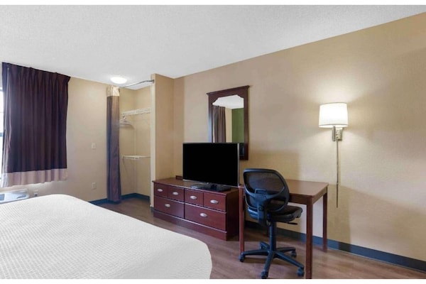 Foto van 1 tweepersoonsbed (queensize) | Rookvrij, Keuken - Vakantiehuis in Eagan - BedRoom