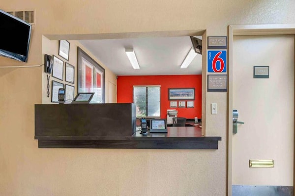 Foto van 1 tweepersoonsbed (queensize) | Rookvrij, Keuken - Vakantiehuis in Cincinnati OH - Facilities