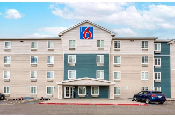 Foto van 1 tweepersoonsbed (queensize) | Rookvrij, Keuken - Vakantiehuis in El Paso TX - ExteriorSummer