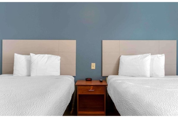 Foto van 2 tweepersoonsbedden | Rookvrij, Keuken - Vakantiehuis in El Paso TX - BedRoom