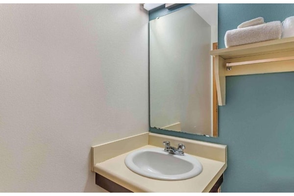 Foto van 2 tweepersoonsbedden | Rookvrij, Keuken - Vakantiehuis in Little Rock AR - BathRoom
