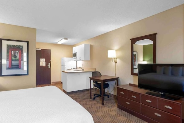 Foto van 1 tweepersoonsbed (queensize) | Rookvrij, Keuken - Vakantiehuis in Memphis - BedRoom