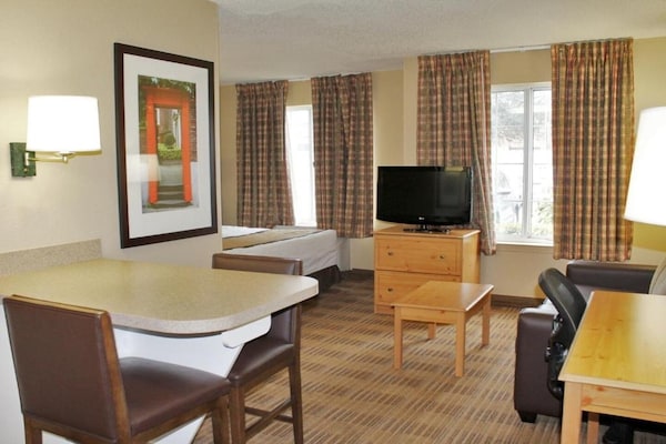 Foto van 1 tweepersoonsbed (queensize) | Rookvrij, Keuken - Vakantiehuis in Memphis - Facilities