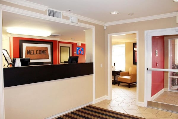Foto van 1 tweepersoonsbed (queensize) | Rookvrij, Keuken - Vakantiehuis in Memphis - FloorPlan
