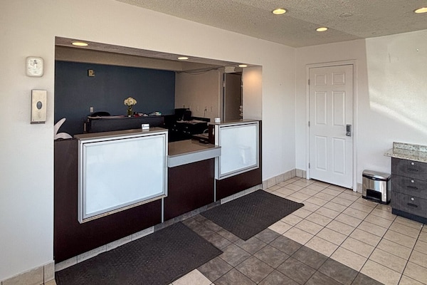 Foto van 2 Queensize Bedden | Roken - Vakantiehuis in Las Vegas NV - FloorPlan