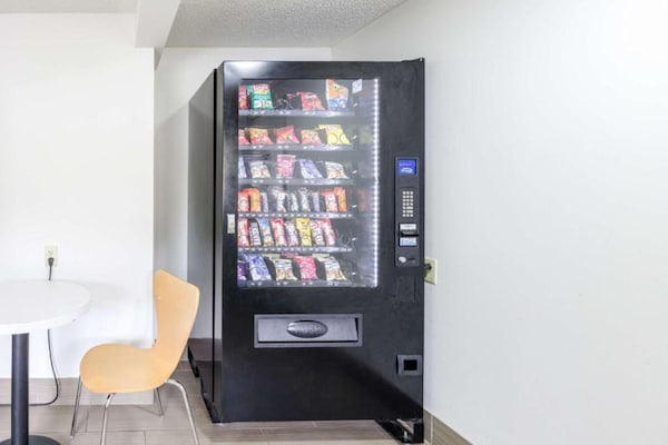 Foto van 2 tweepersoonsbedden | Roken toegestaan, magnetron aanwezig - Facilities