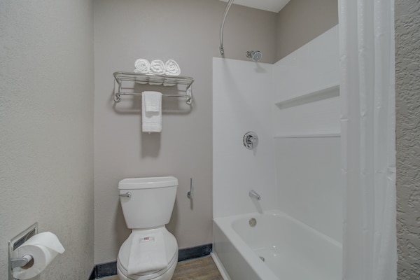 Foto van 1 tweepersoonsbed (Queensize) | Premium, Deluxe - Vakantiehuis in Venice - BathRoom