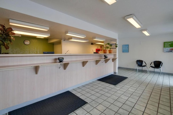 Foto van 2 tweepersoonsbedden | Premium minikoelkast - Vakantiehuis in Kissimmee - HallReception
