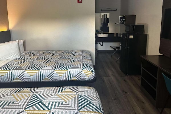 Foto van 2 tweepersoonsbedden | Premium minikoelkast - Vakantiehuis in Kissimmee - BedRoom