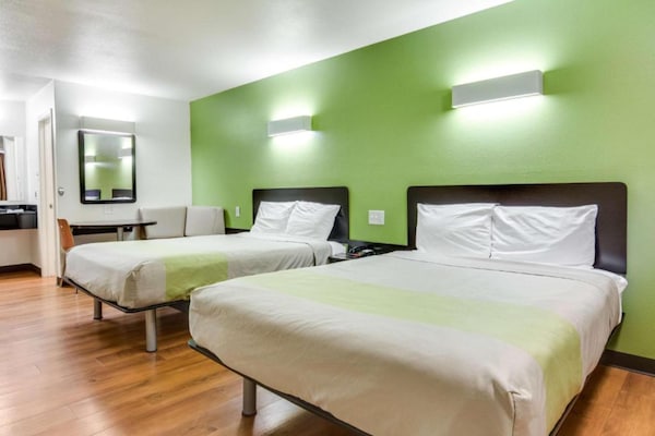 Foto van 2 tweepersoonsbedden (queensize)|Niet-roken - Vakantiehuis in Longview - BedRoom