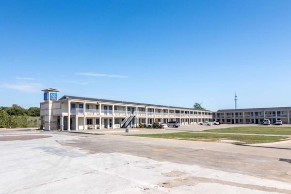 Foto van 2 tweepersoonsbedden | Rolstoeltoegankelijk Nsmk - Vakantiehuis in Wichita Falls - ExteriorSummer