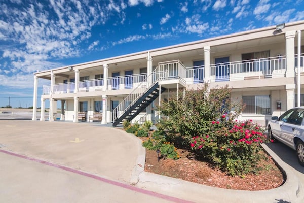 Foto van 2 tweepersoonsbedden | Rolstoeltoegankelijk Nsmk - Vakantiehuis in Wichita Falls - ExteriorSummer