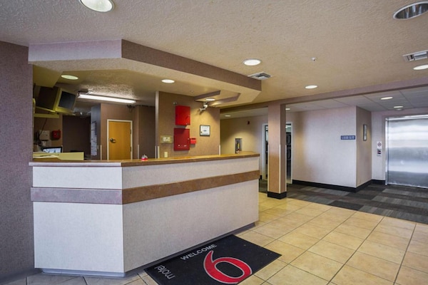 Foto van 1 tweepersoonsbed (Queensize) | Rolstoeltoegankelijk bad (Nsmk) - HallReception