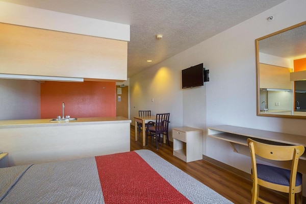 Foto van 1 tweepersoonsbed (queensize) | Suite, rookvrij - Vakantiehuis in Bernalillo - BedRoom