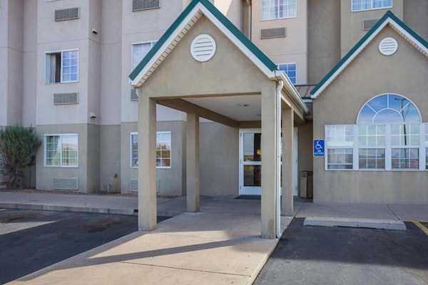 Foto van 1 tweepersoonsbed (queensize) | Suite, rookvrij - Vakantiehuis in Bernalillo - HallReception