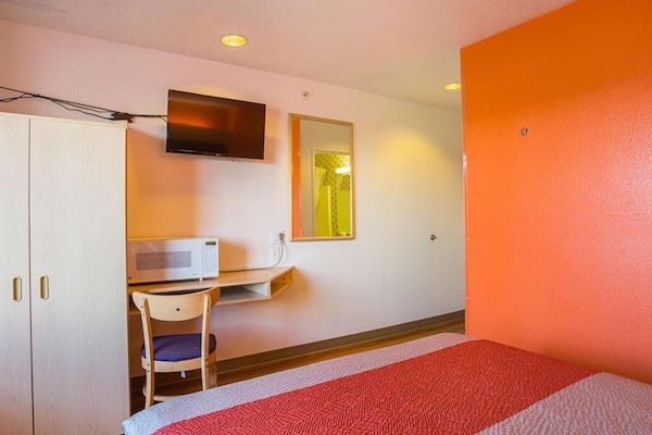 Foto van 1 tweepersoonsbed (queensize) | Suite, rookvrij - Vakantiehuis in Bernalillo - BedRoom