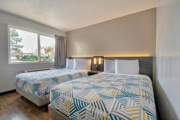 Foto van 2 tweepersoonsbedden | Rookvrij - Vakantiehuis in Santa Fe - BedRoom