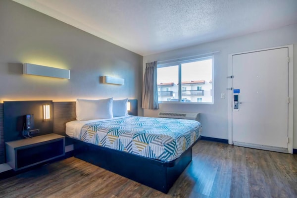 Foto van 1 tweepersoonsbed (queensize) | Roken toegestaan - Vakantiehuis in Santa Fe - BedRoom
