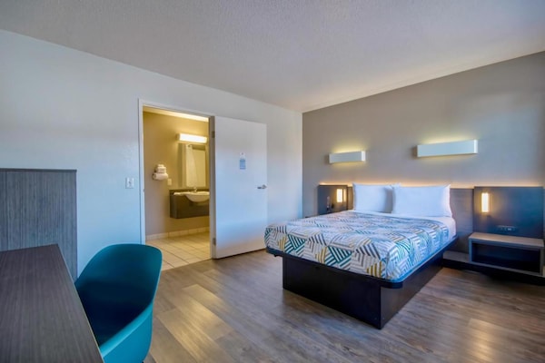 Foto van 1 kingsize bed | Roken toegestaan, koelkast aanwezig - BedRoom