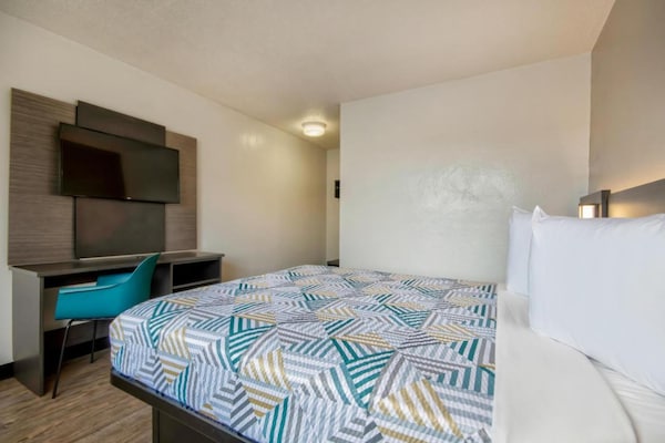 Foto van 1 kingsize bed | Roken toegestaan, koelkast aanwezig - BedRoom