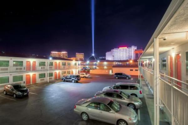Foto van 2 tweepersoonsbedden | Las Vegas - Vakantiehuis in Las Vegas - ExteriorSummer