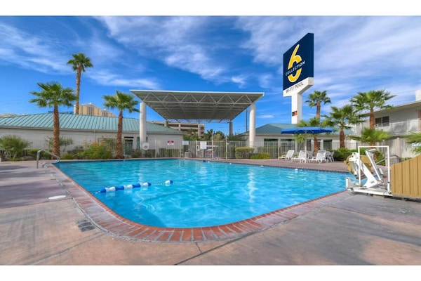 Foto van 2 tweepersoonsbedden | Las Vegas - Vakantiehuis in Las Vegas - PoolOfHouse