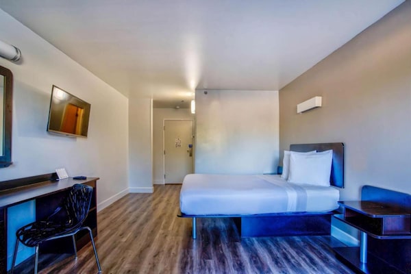 Foto van 1 tweepersoonsbed (queensize) | Rookvrij - Vakantiehuis in Hesperia - BedRoom