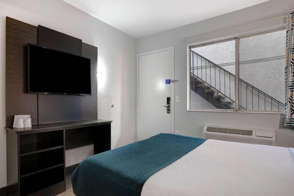 Foto van Bakersfield | 1 tweepersoonsbed | Toegankelijk voor mindervaliden/bad - BedRoom